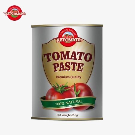 Çin'den gelen çiftli konsantrasyonlu domates pastası katkı maddelerinden arınmış, lezzetli ve kolay açılan 850 gramlık kutulara paketlenmiş.