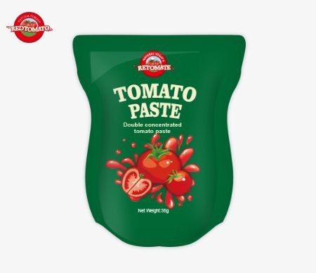 Toptan satış stand-up sachet domates pastası, 56 gramlık boyutlarda katkı maddeleri olmadan saf bir ürün sunar.