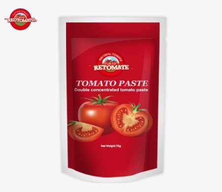 Her biri 70 gram ağırlığında çift yoğunlaşmış düz ve ayakta şekillerde premium domates pastası torbaları