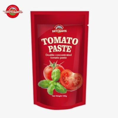 % 100 saflıkta domates pastası 100 gramlık bir çantaya paketlenmiş.